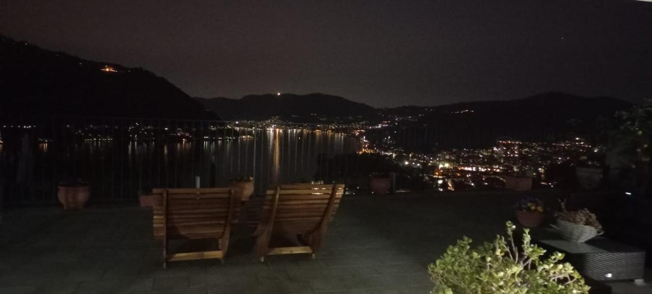 Holiday Home Vista Lago เชอร์นอบบิโอ ภายนอก รูปภาพ