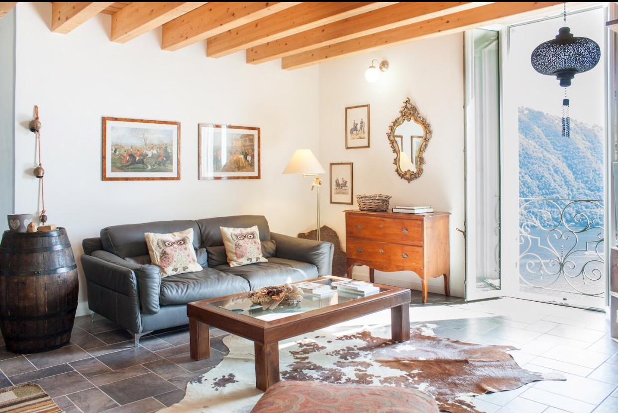 Holiday Home Vista Lago เชอร์นอบบิโอ ภายนอก รูปภาพ