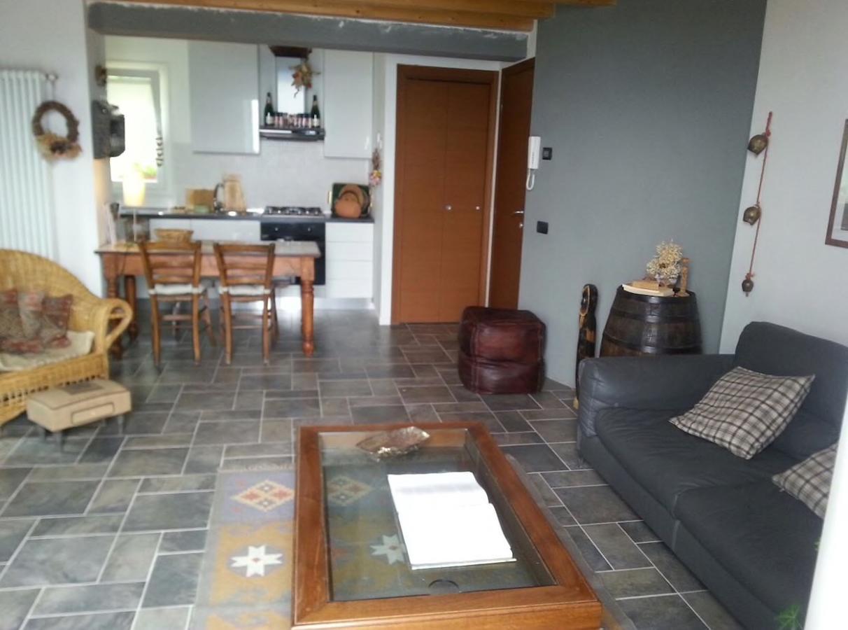 Holiday Home Vista Lago เชอร์นอบบิโอ ภายนอก รูปภาพ