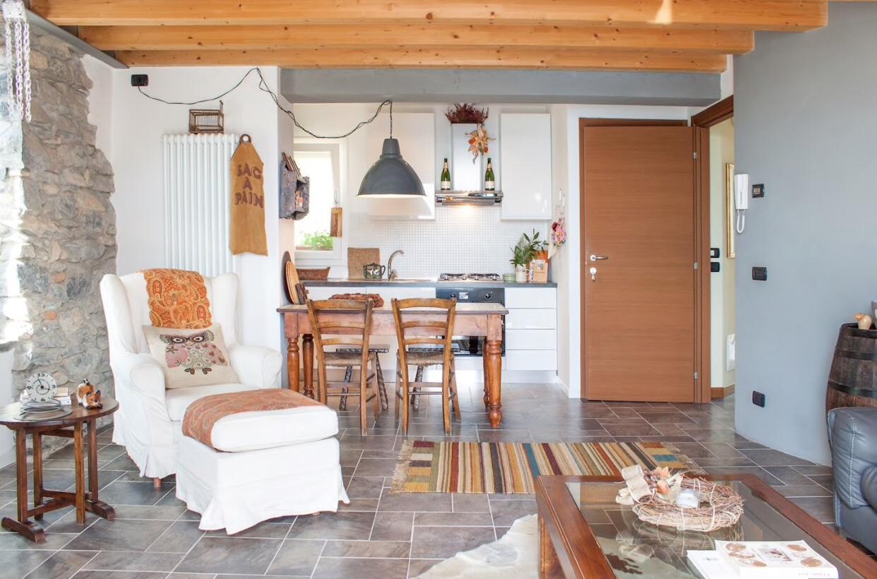 Holiday Home Vista Lago เชอร์นอบบิโอ ภายนอก รูปภาพ